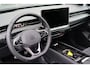 Volkswagen ID.7 Tourer 286PK Pro Limited Edition Inclusief €2000,- inruilvoordeel | Trekhaak | 360 graden camera (Area View) | Achterbank in ongelijke delen neerklapbaar incl. middenarmsteun en doorlaadmogelijkheid | Afstandscontrolesysteem (Front Assist), met voetgangers- en fietsersherkenning