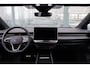 Volkswagen ID.7 Tourer 286PK Pro Limited Edition Inclusief €2000,- inruilvoordeel | Trekhaak | 360 graden camera (Area View) | Achterbank in ongelijke delen neerklapbaar incl. middenarmsteun en doorlaadmogelijkheid | Afstandscontrolesysteem (Front Assist), met voetgangers- en fietsersherkenning