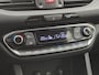 Hyundai i30 Wagon 1.0 T-GDi MHEV Comfort Smart Handgeschakeld / Fabrieksgarantie tot 01-2029 / Dealer onderhouden / Stuur en Stoel verwarming / Achteruitrijcamera / Cruise control / Apple Carplay Android Auto / Climate control /