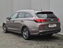 Hyundai i30 Wagon 1.0 T-GDi MHEV Comfort Smart Handgeschakeld / Fabrieksgarantie tot 01-2029 / Dealer onderhouden / Stuur en Stoel verwarming / Achteruitrijcamera / Cruise control / Apple Carplay Android Auto / Climate control /
