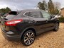 Nissan Qashqai 1.2 Tekna Navigatie & Camera & Panorama & Leder