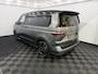 Volkswagen Multivan 1.5 eHybrid L2 Bulli Edition 4-Motion 7p Plug-in Pano, Iq light koplampen, Parkeersensoren, Apple carplay, Virtual desk, Cruise control adaptief, Elektrische achterklep, 2 jaar garantie
