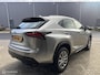 Lexus NX 300h AWD Luxury Line