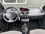 Renault Twingo 1.2-16V Collection / Airco / Losse stoelen achter!