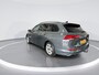 Volkswagen Golf Variant 1.0 eTSI 110pk DSG Life · Camera · Inklapbare Trekhaak · Apple/Android Car Play · Navigatie · Verkeersbord Detectie · ACC · Garantie t/m 28-03-2027 of 100.000km