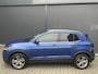 Volkswagen T-Cross automaat 1.5 TSI Style Business R design automaat Airco - Cruise control - Parkeersensoren voor en achter - Navigatie - Dakrails - Bluetooth - Dodehoek detector - Stuur leder - Stuur multifunctioneel - Start/stop systeem - Radio - Licht metalen velgen 17 inch