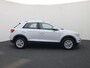 Volkswagen T-Roc 1.0TSI/115PK Style · Apple/Android Car Play · Parkeersensoren · Trekhaak