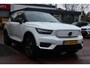 Volvo XC40 EV P8 408pk *R-Design* | Schuifdak | Half-Leder | 360-Camera | Vol-Led | Harman | Carplay | Stoelverwarming | Adaptive Cruise & Climate
