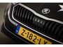 Skoda Octavia Combi 1.0 e-TSI Business Edition | TRAVEL PACK | STOELVERWARMING | DAB | APPLE | TREKHAAK | 17"