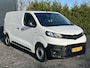 Toyota ProAce Worker 2.0 D-4D 145 PK / L2H1 / 1e EIGENAAR / 51.767 KM !! / 3-ZITS / AIRCO / CRUISE / APPLE CARPLAY / PDC