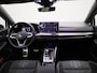 Volkswagen Golf 1.5 eTSI R-Line Edition | 130 PK | Automaat | Navigatie | Draadloze Apple Carplay | Adaptieve cruise control | Climate control | Stuur- en Stoelverwarming | Achteruitrij Camera | Park Assist | Sfeerverlichting | Keyless | Dodehoek sensoren | Black style Pakket |