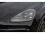 Porsche Cayenne E-Hybrid 3.0 462Pk 8-Aut. | Luchtvering | Panoramadak | Sport-Chrono | BOSE-Sound | Leder | 21''