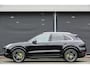 Porsche Cayenne E-Hybrid 3.0 462Pk 8-Aut. | Luchtvering | Panoramadak | Sport-Chrono | BOSE-Sound | Leder | 21''