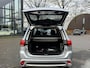 Mitsubishi Outlander 2.0 PHEV Prestige+ VEEL OPTIES!| ELEK. STOEL| ELEK. ACHTERKLEP| STOEL/STUURVERWARMING | AFNEEMBARE TREKHAAK | PANO DAK | ACHTERUITRIJ CAMERA |