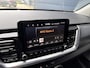 Kia Stonic 1.0 T-GDi MHEV 100pk DCT7 DynamicPlusLine Automaat BLACK FRIDAY DEAL | Navigatie | Parkeercamera | Stoel- en stuurverwarming | Parkeersensoren |