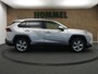 Toyota RAV4 2.5 Hybrid AWD Business Intro ELEKTRISCHE ACHTERKLEP - DODEHOEK DETECTIE - VASTE TREKHAAK (1650 KG GEREMD) - VIERWIELAANDRIJVING - KEYLESS ENTRY/START - ACHTERUITRIJCAMERA - CRUISE CONTROL ADAPTIEF - BLUETOOTH TELEFOONVOORBEREIDING - EXTRA GETINT GLAS ACHTER - NAVIGATIESYSTEEM FULL-MAP - LEDEREN BEKLEDING