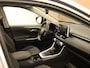 Toyota RAV4 2.5 Hybrid AWD Business Intro ELEKTRISCHE ACHTERKLEP - DODEHOEK DETECTIE - VASTE TREKHAAK (1650 KG GEREMD) - VIERWIELAANDRIJVING - KEYLESS ENTRY/START - ACHTERUITRIJCAMERA - CRUISE CONTROL ADAPTIEF - BLUETOOTH TELEFOONVOORBEREIDING - EXTRA GETINT GLAS ACHTER - NAVIGATIESYSTEEM FULL-MAP - LEDEREN BEKLEDING