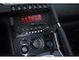 Peugeot 3008 1.6 VTi Première Lage km stand, Trekhaak