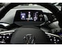 Volkswagen ID.4 Navi ACC Camera Warmtepomp PDC Stuurverwarm. Carplay 19" LM velgen Climate voor & achter Interieur voorverwarming & koeling