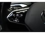 Volkswagen ID.4 Navi ACC Camera Warmtepomp PDC Stuurverwarm. Carplay 19" LM velgen Climate voor & achter Interieur voorverwarming & koeling