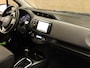 Toyota Yaris 1.5 Hybrid Trend - ORIGINEEL NEDERLANDSE AUTO - AFKOMSTIG VAN 2E EIGENAAR - VOLLEDIG ONDERHOUDEN - ALLE BOEKJES AANWEZIG- NAVIGATIE - CLIMATE CONTROL - LEDEREN STUUR - BOTSWAARSCHUWINGSSYSTEEM - 15 INCH LICHT METALEN VELGEN