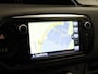 Toyota Yaris 1.5 Hybrid Trend - ORIGINEEL NEDERLANDSE AUTO - AFKOMSTIG VAN 2E EIGENAAR - VOLLEDIG ONDERHOUDEN - ALLE BOEKJES AANWEZIG- NAVIGATIE - CLIMATE CONTROL - LEDEREN STUUR - BOTSWAARSCHUWINGSSYSTEEM - 15 INCH LICHT METALEN VELGEN