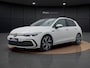 Volkswagen Golf 1.5 eTSI R-Line | Pano dak | Navigatie | Camera | Stoelverwarming | Harman Kardon | LED | ACC | 18" |