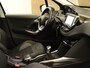 Peugeot 2008 1.2 PureTech Allure - ORIGINEEL NEDERLANDSE AUTO - PANORAMADAK - BUITENSPIEGELS ELEKTRISCH VERSTEL- EN VERWARMBAAR - ELECTRONIC CLIMATE CONTROLE - PARKEERSENSOR ACHTER - HALF LEDEREN BEKLEDING- SPORTSTOELEN - LICHTMETALEN VELGEN 16" - MISTLAMPEN VOOR ADAPTIEF - STUURWIEL MULTIFUNCTIONEEL - BINNENSPIEGEL AUTOMATISCH DIMMEND - RADIO-CD/MP3 SPELER