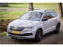 Skoda Karoq 1.5 TSI ACT Sportline Business Panorama Canton ACC Camera