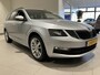 Skoda Octavia Combi 1.0 TSI Greentech Business Edition 116 PK | Apple Carplay | Parkeersensoren Achter | Stoelverwarming | Navigatie | Cruise Control | DAB Radio | Climate Control | Spraakbediening | Bluetooth | Multifunctioneel Stuurwiel |