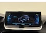 Peugeot e-2008 EV GT 50 kWh 3-Fase | Adaptive Cruise Control | Alcantara bekleding | Panorama dak | Keyless Entry & Start | Full LED | Stoelverwarming | Camera | Navigatie | 18'' LM Velgen | 1e Eigenaar