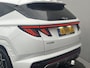 Hyundai Tucson 1.6 T-GDI PHEV N Line 4WD / Vaste Trekhaak 13-polig (Trekgewicht 1.350kg) / Stuur- en Stoelverwarming / Stoelverkoeling / 360° Camera / Apple Carplay & Android Auto / Elektrische Achterklep / Climate Control / Adaptieve Cruise Control / Elektrisch Verstelbare Voorstoelen / Navigatie full map /