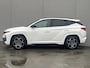 Hyundai Tucson 1.6 T-GDI PHEV N Line 4WD / Vaste Trekhaak 13-polig (Trekgewicht 1.350kg) / Stuur- en Stoelverwarming / Stoelverkoeling / 360° Camera / Apple Carplay & Android Auto / Elektrische Achterklep / Climate Control / Adaptieve Cruise Control / Elektrisch Verstelbare Voorstoelen / Navigatie full map /