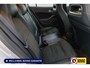 Mercedes-Benz GLA 180 Buss.Sol. AMG Automaat | Trekhaak | Led | Stoelverw. | Navigatie | Climate control | All season banden, Keyless entry/start, Electrische achterklep
