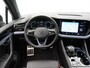 Volkswagen Touareg 3.0 TSi eHybrid 4MOTION R 462PK | Luchtvering | Panodak | 360 Camera | Nachtzicht
