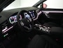 Volkswagen Touareg 3.0 TSi eHybrid 4MOTION R 462PK | Luchtvering | Panodak | 360 Camera | Nachtzicht