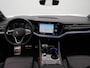 Volkswagen Touareg 3.0 TSi eHybrid 4MOTION R 462PK | Luchtvering | Panodak | 360 Camera | Nachtzicht
