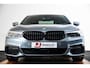 BMW 5-Serie 540i High Executive M-sport pakket - Schuifdak - Stoelventilatie - 20 inch - Nappa leder - Comfort Access - Achteruitrijcamera - Driving Assistant Plus - Comfortstoelen - Stoelverwarming - Verwarmd Stuurwiel - Head-up Display - HiFi Audio