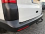 Volkswagen Transporter Kombi 2.0 TDI DSG Automaat L1H1 BTW en BPM vrij Airco Cruise control Trekhaak PDC 1e eigenaar Euro 5 Combi Personenbus Passenger Groepsvervoer Taxi