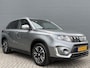 Suzuki Vitara BLACK FRIDAY DEAL |1.4 Boosterjet 140pk Automaat Stijl I Sunroof | Dode hoek herkenning | Stoelverwarming | Camera