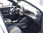 Peugeot e-2008 EV Allure 50 kWh | 1ste eigenaar | Navigatie |  Apple Carplay/Android | Parkeersensoren | LED Koplampen | Climate | 17"LMV