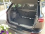 Skoda Karoq 1.5 TSI BUSINESS PLUS, Camera, Trekhaak elek, ACC, Stoelverw. Stuurverw. Carplay