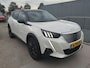 Peugeot e-2008 EV GT Pack 50 kWh 3 Fase | Schuif-/Kanteldak | Stoelverwarming | Alcantara | Adaptive Cruise | Full-LED | Sfeerverlichting | Climate Control | !!