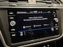 Volkswagen Tiguan 1.4 TSI eHybrid R-Line Business+ | Navigatie | Stoelverwarming | Adaptieve cruise control