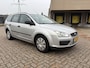 Ford Focus Wagon 1.6-16V Champion [ airco,audio,cruise,trekhaak ]