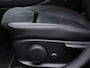 Mercedes-Benz A-klasse 180 Business Solution AMG | Origineel NL | 1e eigenaar | Camera | Carplay/ Android Auto | Stoelverwarming | Sfeerverlichting |