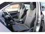 Skoda Karoq 1.5 TSI ACT 150pk Style DSG Automaat / Panorama dak / Navigatie / APP Connect / LM 18 inch / Rondom Camera / LED Matrix / Wegkl trekhaak