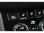 Skoda Karoq 1.5 TSI ACT 150pk Style DSG Automaat / Panorama dak / Navigatie / APP Connect / LM 18 inch / Rondom Camera / LED Matrix / Wegkl trekhaak