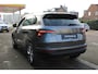 Skoda Karoq 1.5 TSI ACT 150pk Style DSG Automaat / Panorama dak / Navigatie / APP Connect / LM 18 inch / Rondom Camera / LED Matrix / Wegkl trekhaak