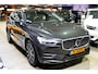 Volvo XC60 2.0 T5 AWD 184kW/250pk Aut8 Inscription 2400kg Trekgewicht!! LUCHTVERING + EL.TREKHAAK + ADAPT.CRUISE + PILOT ASSIST + STOEL-&STUURVERWARMING + 360 CAMERA + STANDKACHEL + ON-CALL + BLIS + LANE ASSIST + PARKSENSOREN + 19" LM-VELGEN!!
